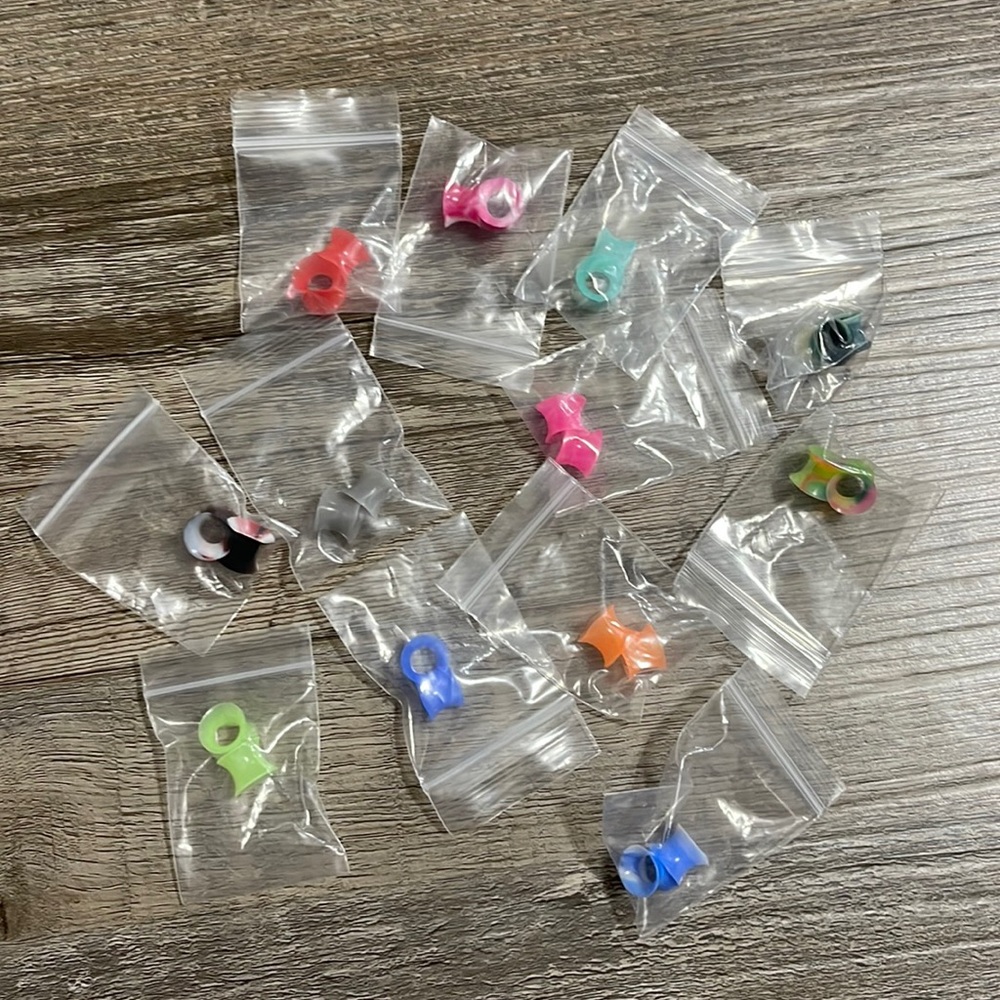 NEW Pack of 12 0/8MM Silicone Gauges